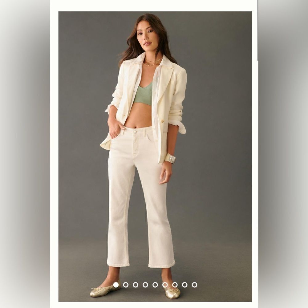 Anthropologie The Yaya Mid-Rise Crop Flare Jeans by Pilcro Size 34 Tall